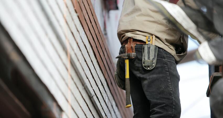 £15m Fine For Builders After Office Block Glass Panel Shatters header image